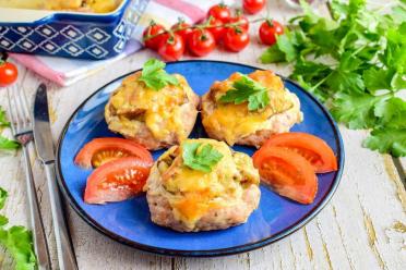 Cheesy Baked Mushroom Stacks
