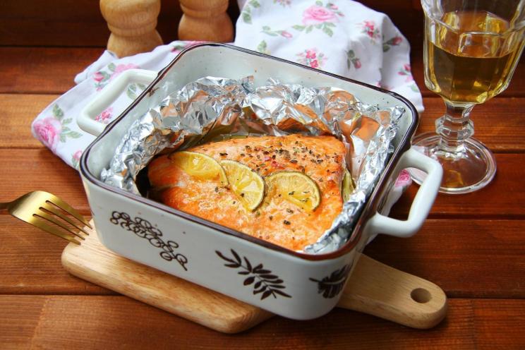 Honey-Citrus Baked Salmon in Foil