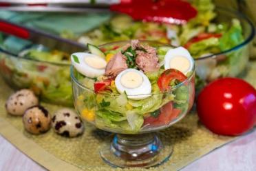 Tuna Corn Salad with Egg