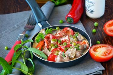 Creamy Turkey Fricassee with Fresh Vegetables