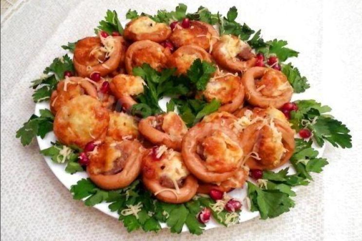 Festive Wreath Appetizer
