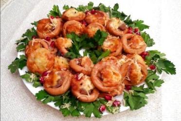 Festive Wreath Appetizer