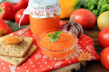 Zucchini and Tomato Spread
