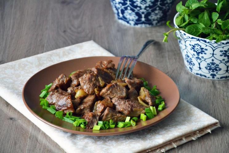 Caramelized Sweet Beef Stir-Fry