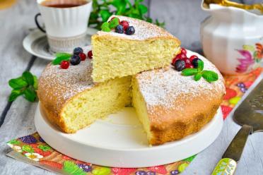 Fluffy Egg-White Pie