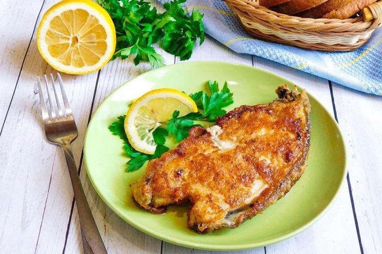 Crispy Pan-Fried Catfish Crispy Pan-Fried Catfish
