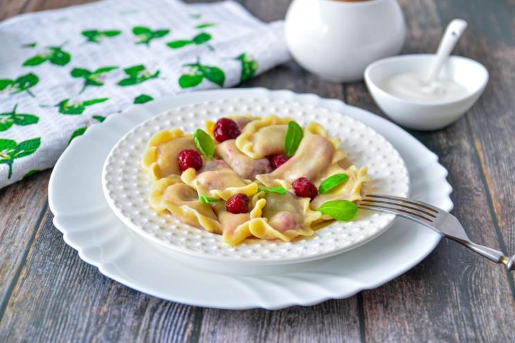 Frozen Cherry Dumplings: Delicious All Year Round