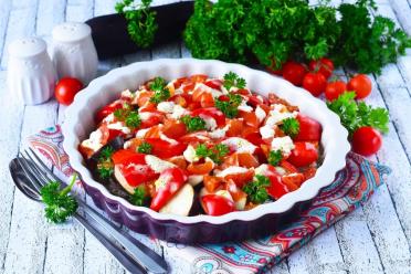 Oven-Baked Pork with Vegetables: Quick & Easy!