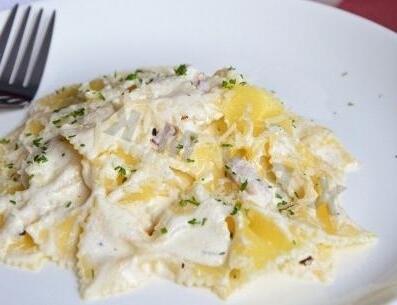Creamy Chicken Farfalle: Easy 30-Minute Dinner