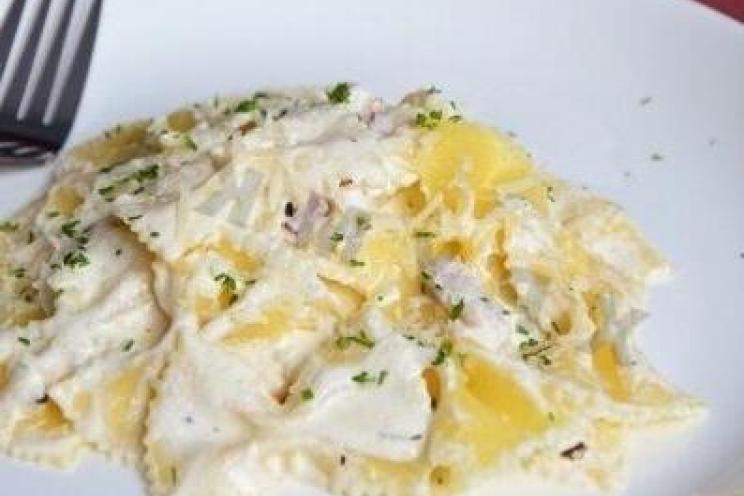 Creamy Chicken Farfalle: Easy 30-Minute Dinner Creamy Chicken Farfalle: Easy 30-Minute Dinner