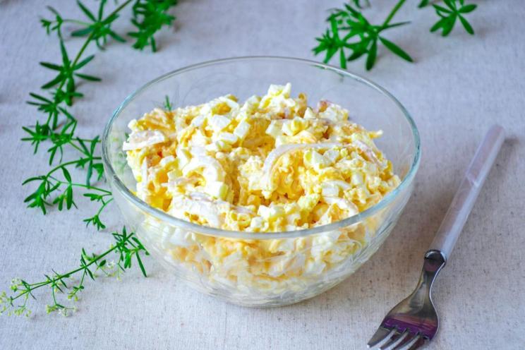 Quick & Tasty Squid and Cheese Salad