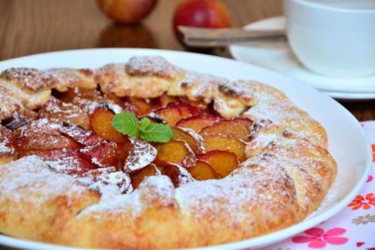 Fruit-Filled Curd Biscuit Pie