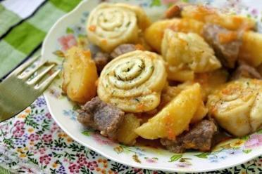 Ukrainian Meat and Potato Noodles