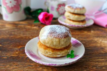 Quick and Tasty Pan-Fried Kefir Donuts