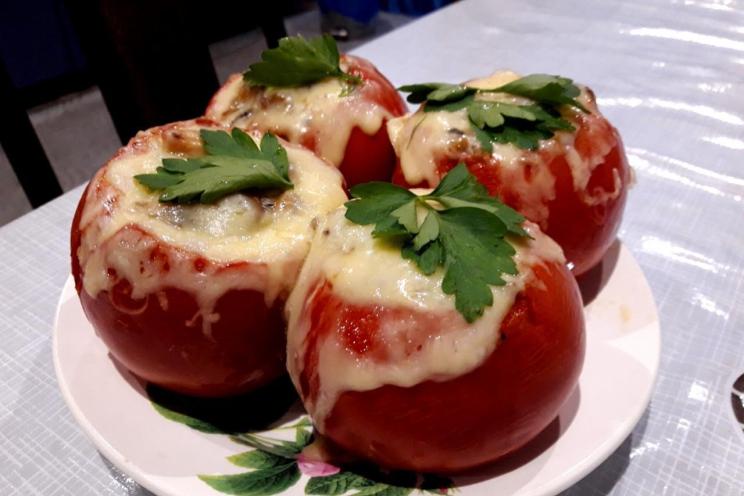 Oven-Baked Chicken, Cheese, and Mushroom Stuffed Tomatoes
