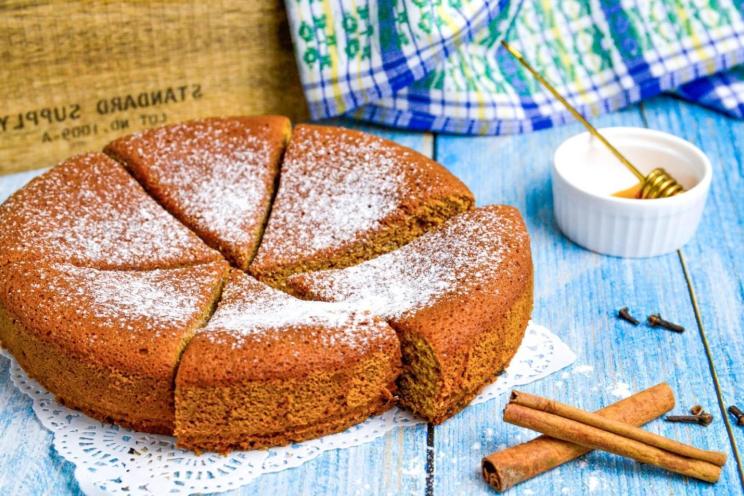 Spiced Honey Gingerbread Cake
