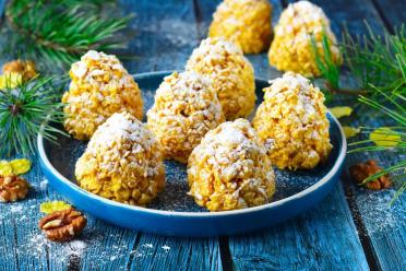 Festive No-Bake Cornflake Cones