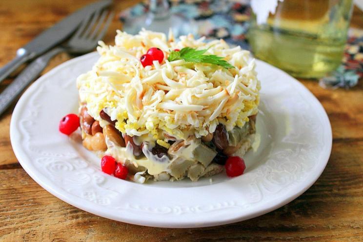 Mushroom & Bean Salad with Cheese Mushroom & Bean Salad with Cheese
