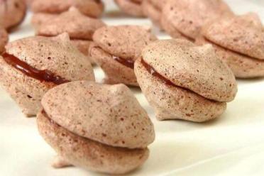 Chocolate Cloud Meringue Cookies