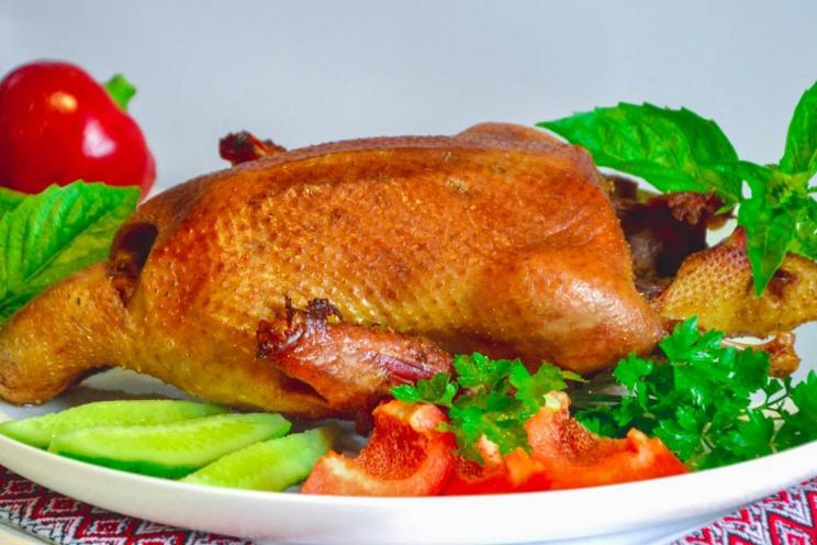 Festive Honey-Glazed Baked Duck Festive Honey-Glazed Baked Duck