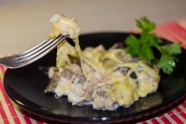 Slow Cooker Chicken and Mushroom Julienne