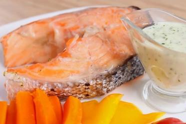 Healthy Steamed Salmon for Weight Loss