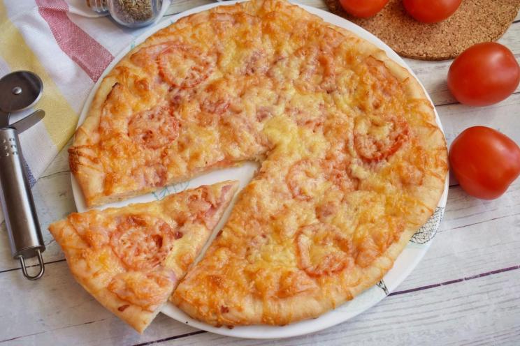 Smoked Sausage and Cheese Pizza Delight