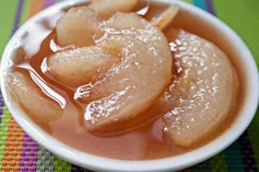 Easy Pear Jam Slices