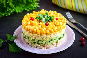 Smoked Chicken Salad with Corn and Egg