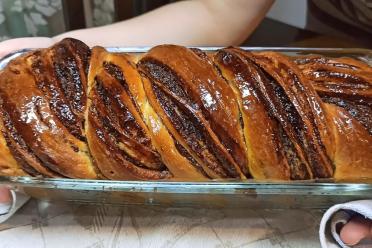 Chocolate-Filled Babka Recipe