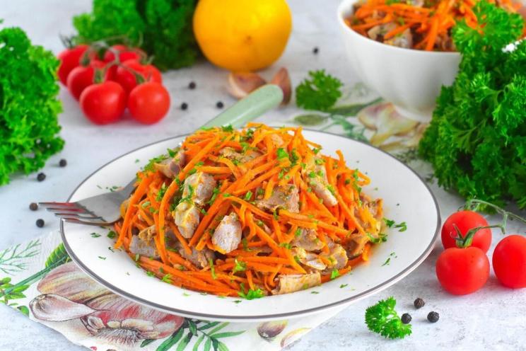 Spicy Chicken Gizzard and Korean Carrot Salad Spicy Chicken Gizzard and Korean Carrot Salad