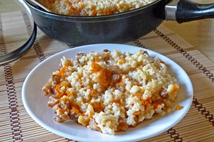 Quick and Easy Pork Pilaf in a Frying Pan