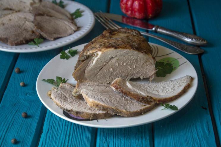 Oven-Baked Pork Ham in Foil