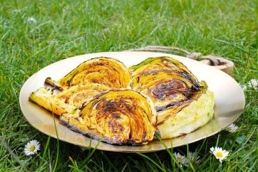 Grilled Spicy Cabbage: A Flavorful Side Dish