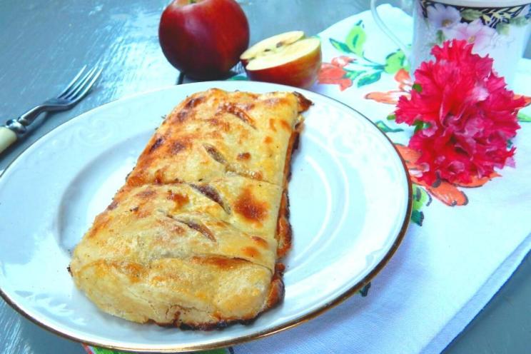 Easy Homemade Apple Puff Pastry Easy Homemade Apple Puff Pastry