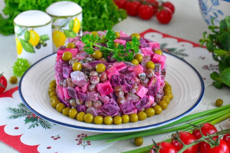 Beet and Pickle Violetta Salad