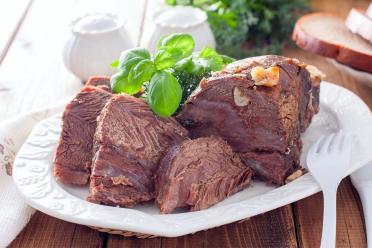 Juicy Baked Beef in Foil