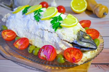 Oven-Baked Salt-Crusted Mackerel: Delicious and Healthy
