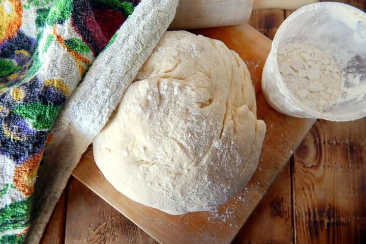 Fluffy and Quick Yeast Dough for Perfect Pies Fluffy and Quick Yeast Dough for Perfect Pies