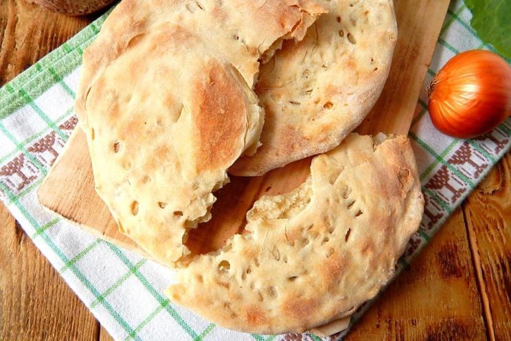 Uzbek Onion Puff Pastry Flatbreads