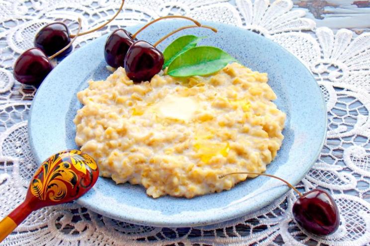 Quick & Easy Microwave Milk Oatmeal