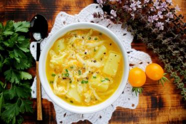 Chicken and Egg Zatirukha Soup