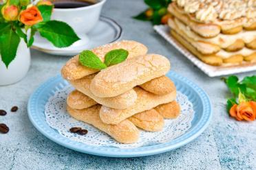 Homemade Ladyfingers for Perfect Tiramisu