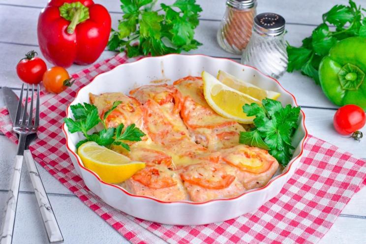 Baked Red Fish with Tomatoes and Cheese