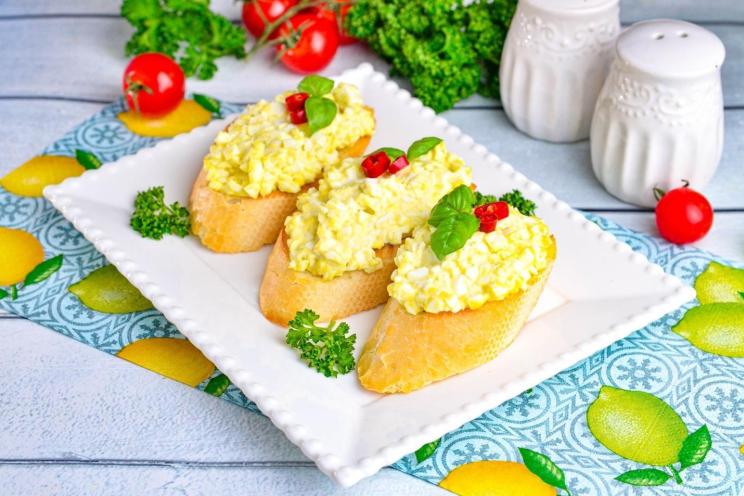 Garlic Egg Salad Spread Garlic Egg Salad Spread