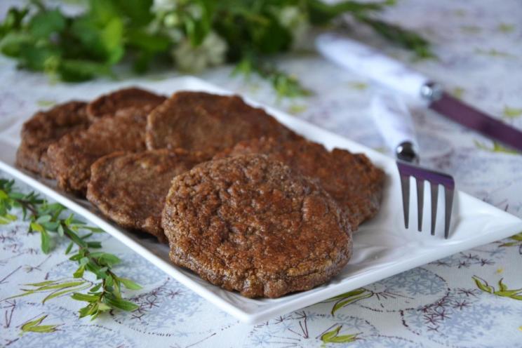 Quick & Tasty Pork Liver Cutlets with Semolina