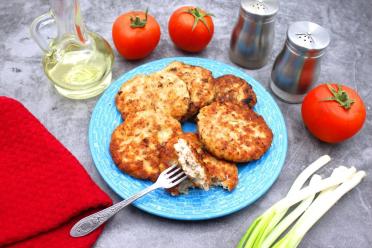 Creamy Chicken Thigh Cutlets