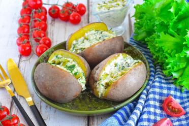 Baked Foil-Wrapped Potatoes with Tartar Sauce