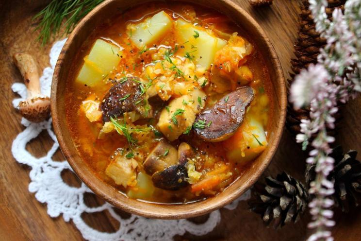 Hearty Red Lentil & Wild Mushroom Soup