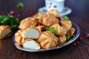 Irresistible Custard-Filled Profiteroles